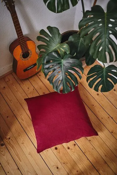 HängemattenGlück HängemattenGlück Sofakissen 40x40cm Latex & Kapok, Rubinrot, – Produktbild 2 von 4