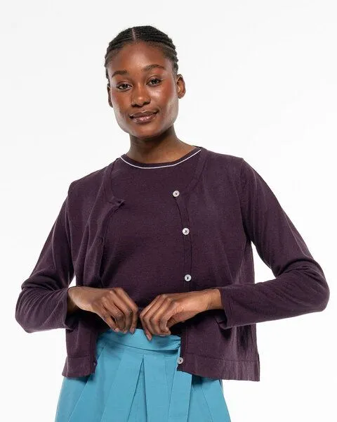 Alma & Lovis Alma & Lovis Leichter Feinstrick-Cardigan aus Leinen-Cotton-Mix | Linen Knit Jacket, Blackberry (dunkellila), – Produktbild 3 von 4