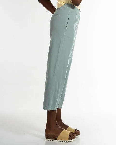 Alma & Lovis Alma & Lovis 7/8 Chino Sommerhose aus reiner Bio-Baumwolle | Summer Pants, Gobelin (hellblau), – Produktbild 4 von 4