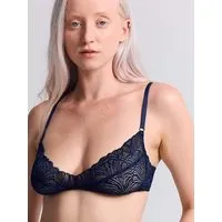erlich textil erlich textil Fluid Lace bügelloser BH mit Spitze aus recyceltem Polyamid, made in Europe – Produktbild 1 von 1