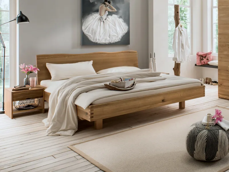Massivholzbett "Verona" | Schwarznuss geölt | 49 cm | 90x200 cm | Baumkante, Schwarznuss geölt, – Produktbild 2 von 2