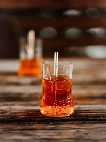 MaBe MaBe 8er Set Aperol Gläser Upcycling aus der 0,7l Flasche mit 8x Glashalm – Produktbild 3 von 4