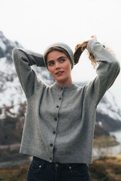 Kopyto Kopyto SAJMIRI RWS – leichter Damen-Cardigan aus Merinowolle, Grau, – Produktbild 2 von 4