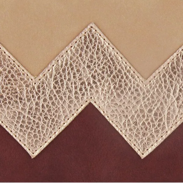 lille mus lille mus Zick-Zack-Clutch ZILIA mit Umhängekette, Beige/roségold/bordeaux, – Produktbild 4 von 4