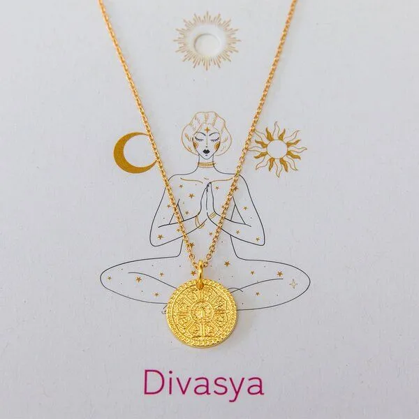 Divasya Divasya Gold-Halskette Om Mantra – Produktbild 4 von 4