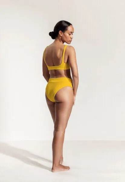 Oy Oy Bikini Oberteil „Vento“ gerippt, Sonnengelb, – Produktbild 4 von 4
