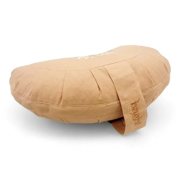 BAGHI BAGHI Meditationskissen Halbmond Lotus Bestickung - aus Bio-Baumwolle kbA Sitzhöhe 14 cm, Hellzimt, – Produktbild 4 von 4