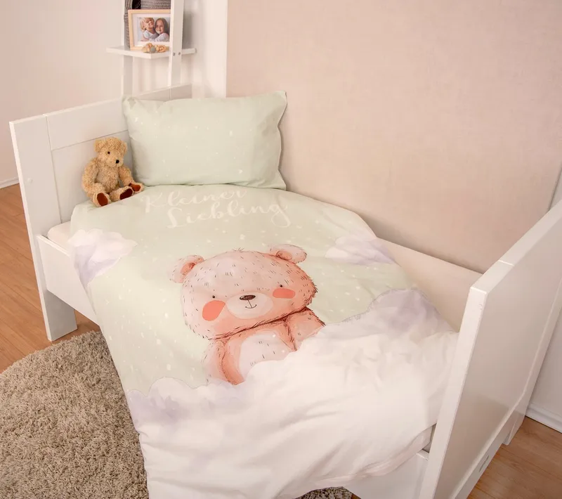 OTTO home Kinderbettwäsche Kleiner Liebling in Gr. 100x135 und 135x200 cm, Renforcé, 2 teilig, aus Baumwolle, mit niedlichem Bärenmotiv & Schriftzug, Babybettwäsche, Grün, – Produktbild 1 von 7