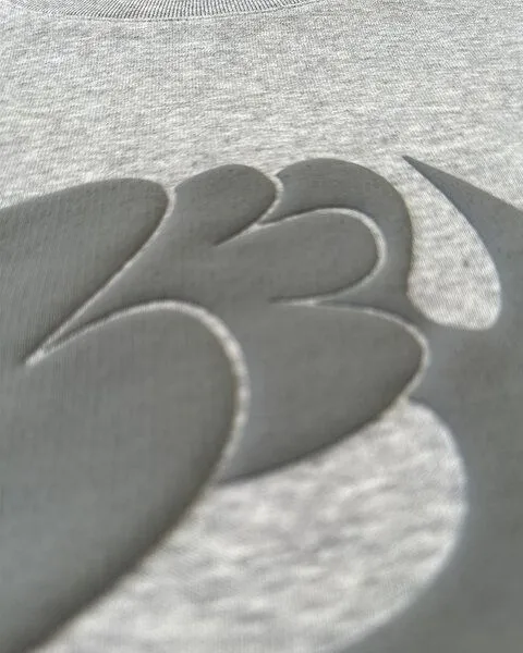 hey hey hey hey Studios - Foam Sweater (1 of 50) – Produktbild 4 von 4