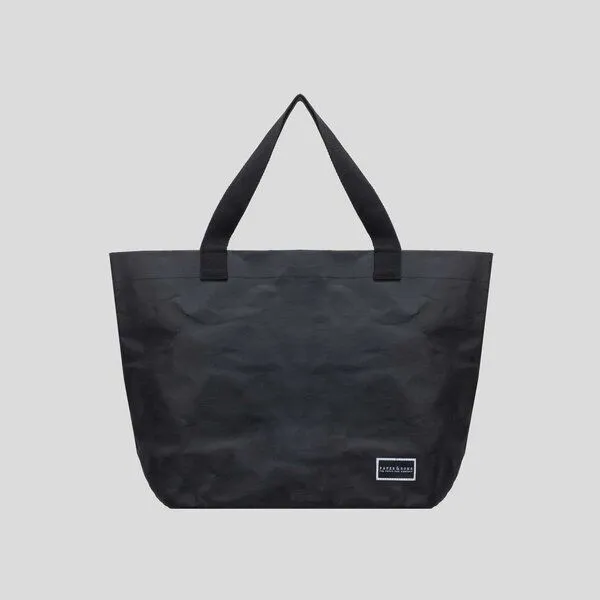 Paper & Sons Paper & Sons Tote Bag aus Kraftpapier Maple, große Shopper Tasche schwarz, Damen, faltbar, 25 l, vegan, wasserabweisend – Produktbild 1 von 4
