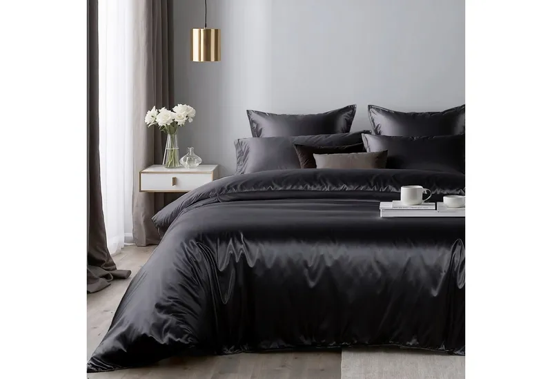 Cozyor Bettwäsche Satin glänzend 135x200, 155x200, 155x220, 200x200cm mit Reißverschluss, Satin, schwarz Eclipse, 2 teilig, Edel und hochwertig, Schwarz, – Produktbild 5 von 5