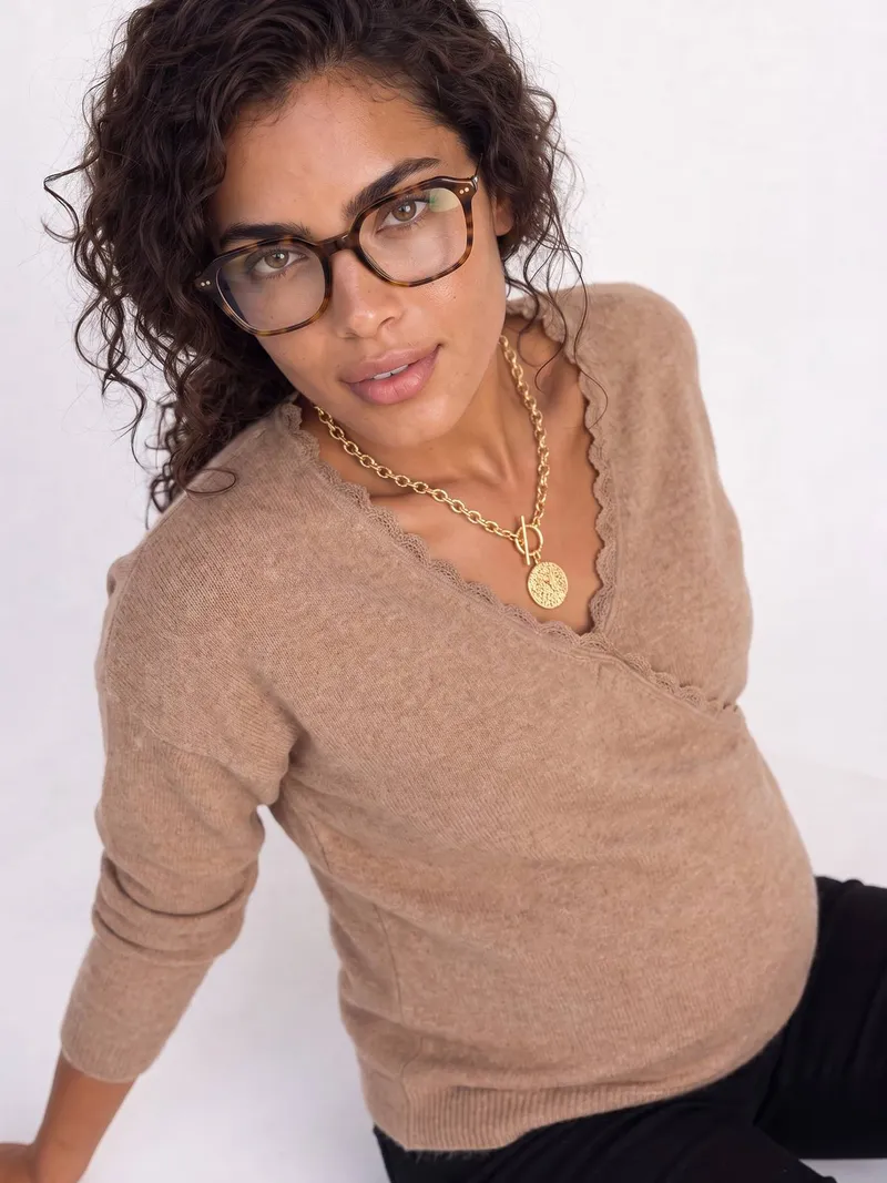 Vertbaudet Wendbarer Pullover in Wickeloptik für Schwangerschaft und Stillzeit, Beige, – Produktbild 1 von 4