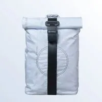 Airpaq Airpaq Rucksack aus unkaputtbarem Automaterial, Weiß, – Produktbild 1 von 1