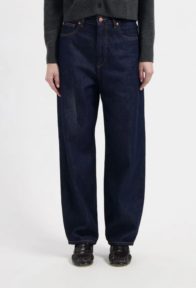 MUD Jeans Barrel Fit Jeans Modell: Brooke, Dry, – Produktbild 1 von 1