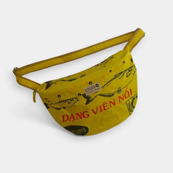 REFISHED fair fashion REFISHED fair fashion BUM BAG XL spezieller Gurt | Upcycelte Bauchtasche, #fish gelb-dollar, – Produktbild 1 von 4