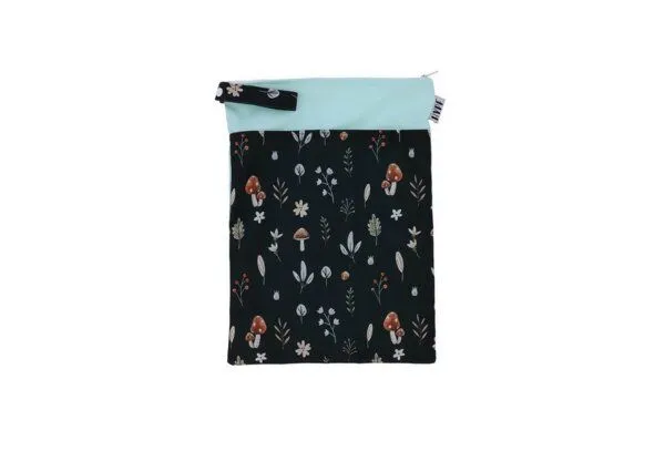 Hypf Hypf Wetbag L 30cm x 40cm mit 2 Fächern, Mushrooms (schwarz), – Produktbild 2 von 3
