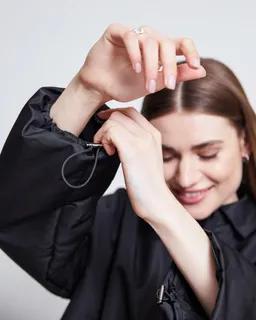 JAN N JUNE JAN 'N JUNE Damen vegan Blouson Rec. Dämmerung Schwarz – Produktbild 1 von 1