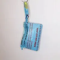 REFISHED fair fashion REFISHED fair fashion Täschchen 'BAG-IN-BAG' (S) - upcycelte Zementsäcke, #fish hellblau, – Produktbild 1 von 1