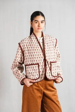 Jyoti - Fair Works Jyoti - Fair Works Bio-Baumwoll Wendejacke Dhaarti – Produktbild 1 von 1