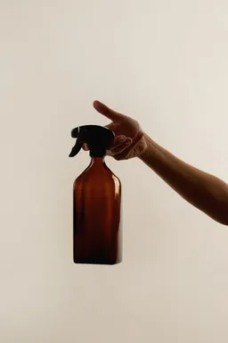 Rechteckige Sprühflasche – Produktbild 1 von 1