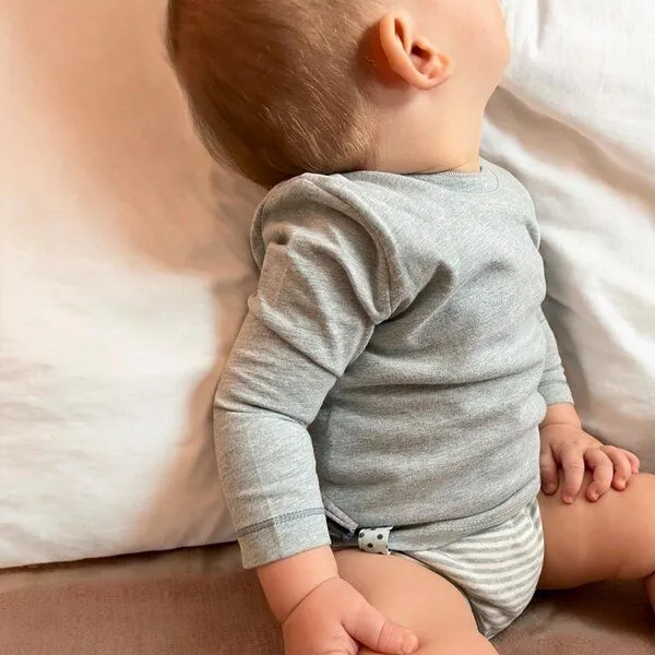 OrganicEra Baby Langarm T-shirt Body 'OrganicEra' aus Bio Baumwolle, Aqua melange (grün), – Produktbild 2 von 4
