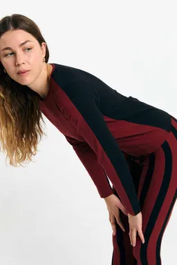 SUITE13LAB SUITE13LAB Damen vegan Top Balao Bicolor Brick – Produktbild 1 von 1