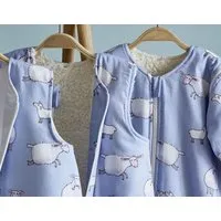 Cotonea Cotonea Bio Kinderschlafsack mit Teddyplüsch-Futter, Design: schäfchen (blau), – Produktbild 1 von 1