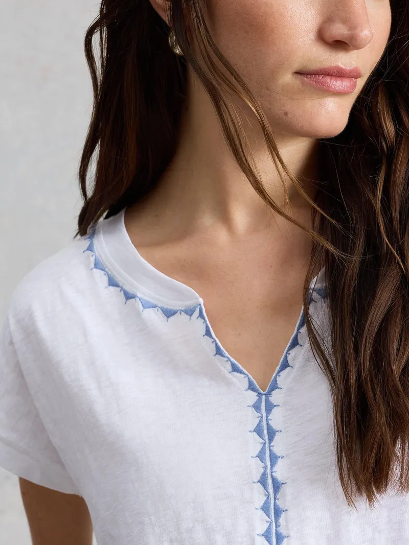 White Stuff Besticktes T-Shirt Nelly - 38, Weiß multi, – Produktbild 3 von 4