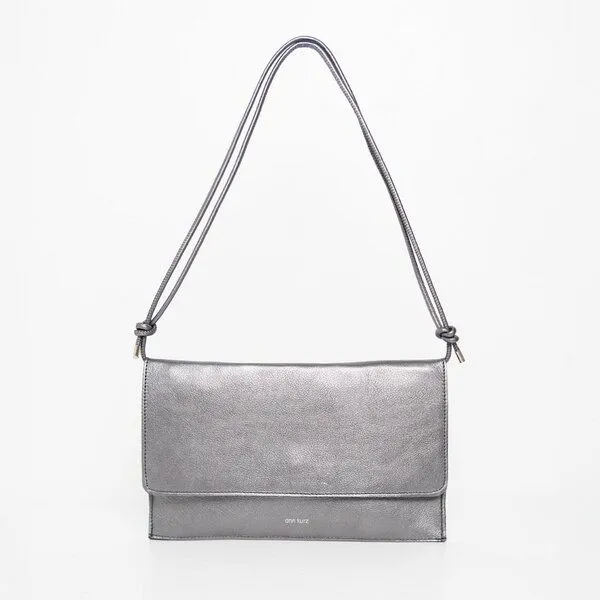 ann kurz Thin Clutch – flache Clutch aus Leder, Metallic dark silver, – Produktbild 1 von 3