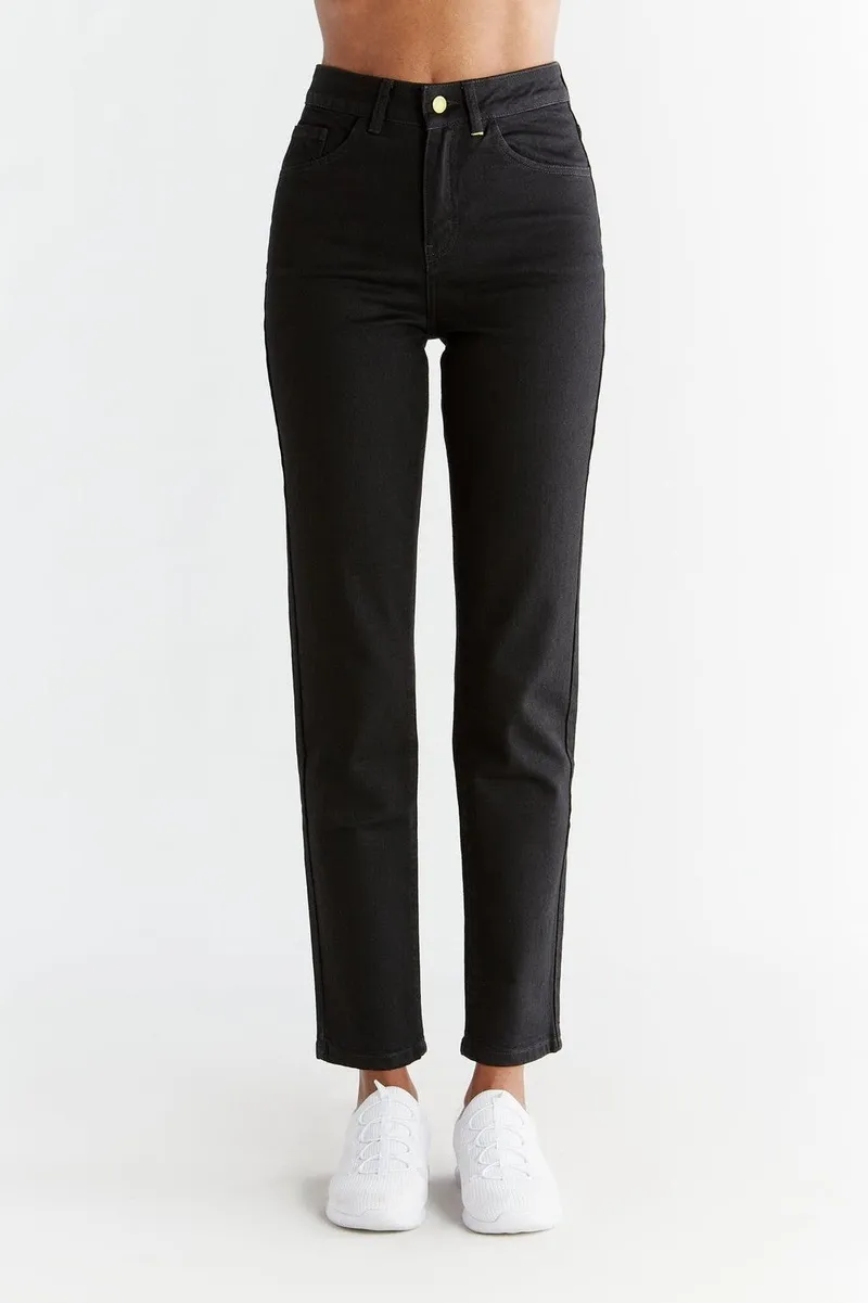 Evermind Evermind Damen vegan Jeans Regular Fit Coal Black, Schwarz, – Produktbild 2 von 2