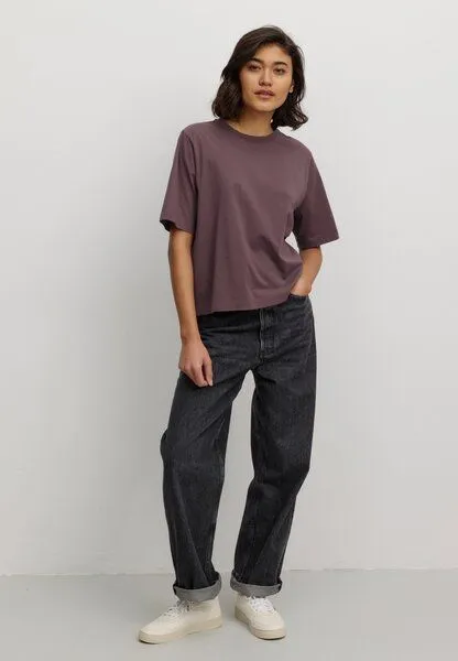 recolution Damen T-Shirt aus Bio-Baumwolle - AZOLLA - recolution, Dark grape (lila), – Produktbild 1 von 4