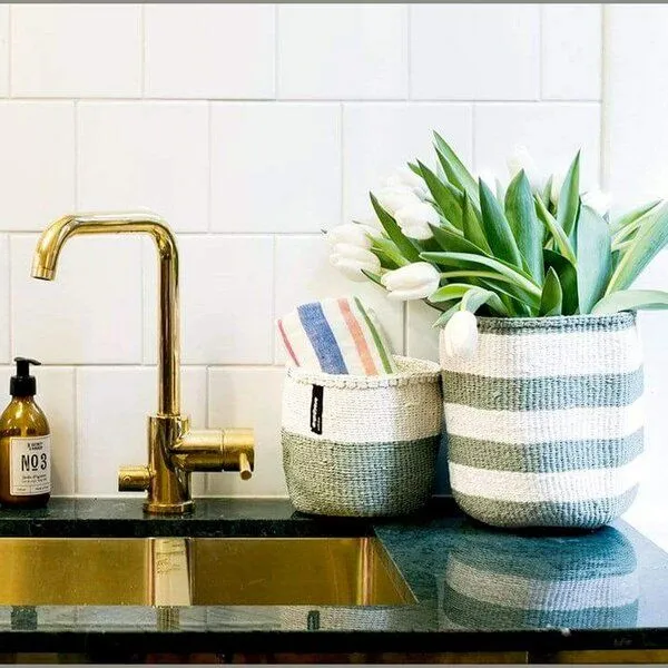 Mifuko KIONDO Körbe S - Sisal Aufbewahrungs- & Pflanzkorb - Upcycling by Mifuko, Stripes grün/weiß (grün), – Produktbild 1 von 4