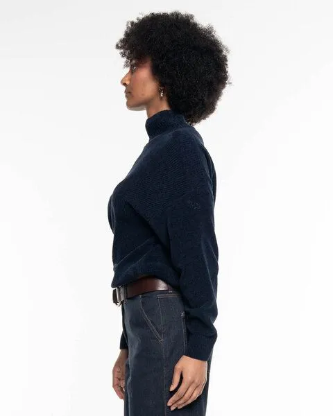 Alma & Lovis Alma & Lovis Supersofter Chenille-Pullover aus Organic Cotton | Chenille Sweater, Titan (blau), – Produktbild 4 von 4