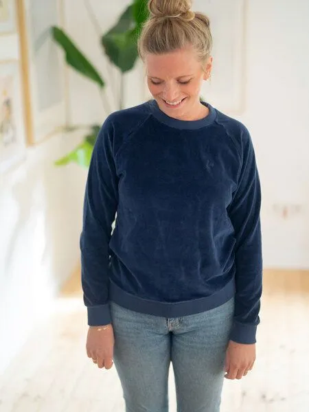FUXBAU FUXBAU Frauen Samt Sweater, Navy, – Produktbild 2 von 4
