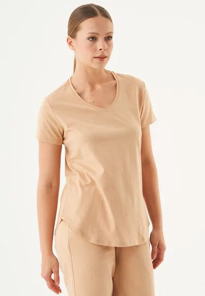 ORGANICATION ORGANICATION ESSENTIALS-TUBA- Basic T-Shirt aus Bio-Baumwolle mit V-Ausschnitt, Beige, – Produktbild 3 von 4
