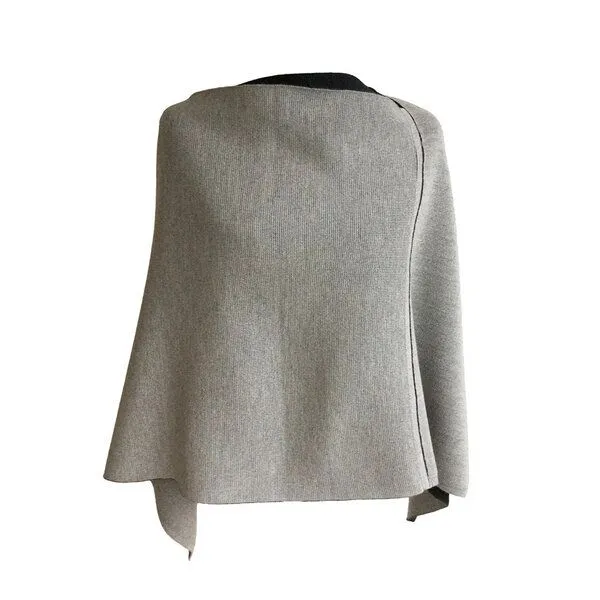 austriandesign.at austriandesign.at DreieckPoncho reversibel aus extrafeiner Merinowolle, Blau/grau, – Produktbild 2 von 4