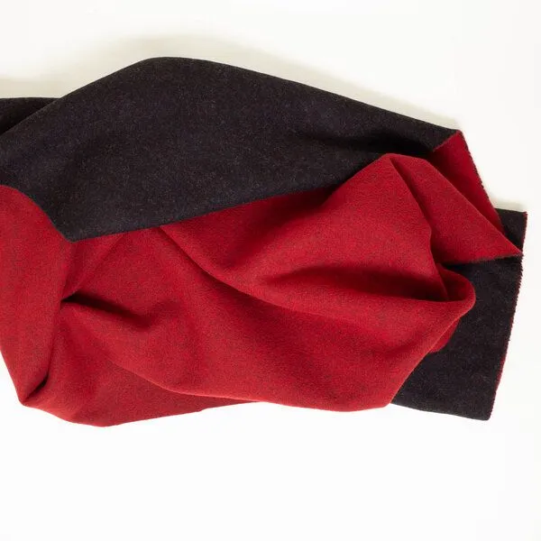Tuchfabrik Mehler Tuchfabrik Mehler Wollstoff "Flauschloden" doubleface | 100% Schurwolle (89,80 €/m), Rot/schwarz (rot), – Produktbild 1 von 3