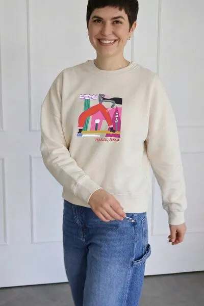 Kultgut Kultgut Artdesign - Goodness Pulloversweater im Boxistyle / Women's Empowerment, Natur, – Produktbild 2 von 4