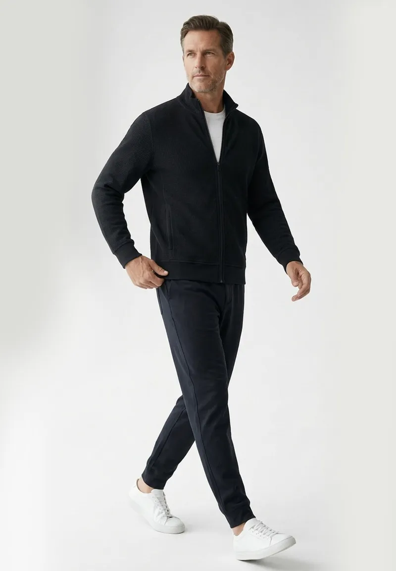 ORGANICATION ORGANICATION Herren vegan Jacke Jorrin Schwarz, Schwarz, – Produktbild 1 von 2