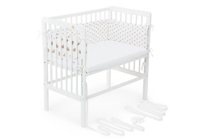 FabiMax Beistellbett Babybett Boxspring weiß lackiert, 90 x 55 cm Liegefläche, aus Buchenholz, Stufenlos höhenverstellbar 40-73 cm, Holz-Lattenrost, Bären/herzen, – Produktbild 1 von 5