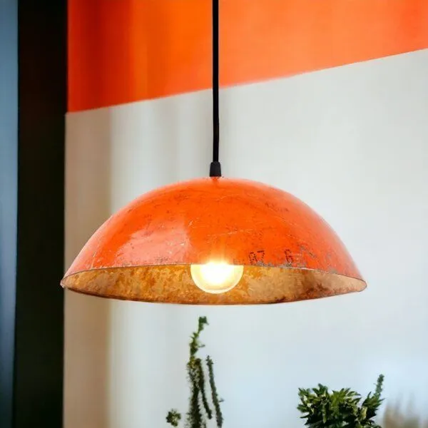 Moogoo Creative Africa Moogoo Creative Africa Kleine Deckenleuchte aus recycelten Ölfässern 34cm Durchmesser Industrial Design Upcycling, Orange, – Produktbild 1 von 4