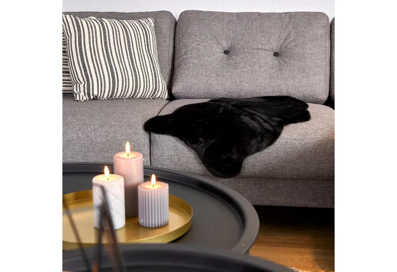 ASTRA Fellteppich Elda, Kunstfell, rechteckig, Höhe: 13 mm, Dekofell, kuschelweich, Wohnzimmer, Kinderzimmer, Kaninchenhaptik, Schwarz, – Produktbild 5 von 5
