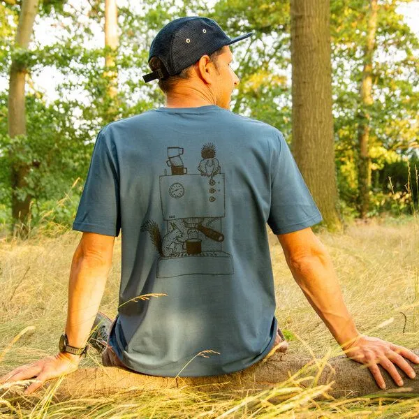 Cmig Cmig Kaffee-Hörnchen T-Shirt für Kaffeeliebhaber, Dark teal (blau), – Produktbild 1 von 4