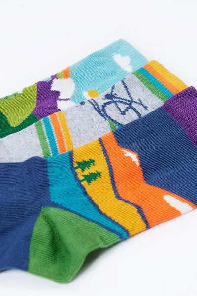 Frugi Frugi Kindersocken in Dreierpack mit unterwegs im Wildniss – Produktbild 2 von 3