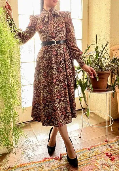 Atelier SNOW Atelier SNOW Set Eleganter Body + Wickelrock aus Bio-Baumwolle, Lobelia, – Produktbild 3 von 5