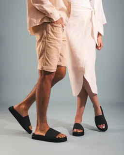 NAE NAE Damen vegan Sandalen Okina Schwarz – Produktbild 1 von 1
