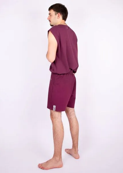 ÆVRIL ÆVRIL Unisex Kurze Shorts // Aubergine Red // Bio-Baumwolle – Produktbild 4 von 4