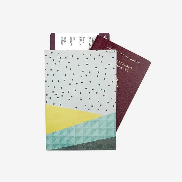paprcuts paprcuts RFID Reisepasscover, Kopenhagen (gelb blau), – Produktbild 1 von 4