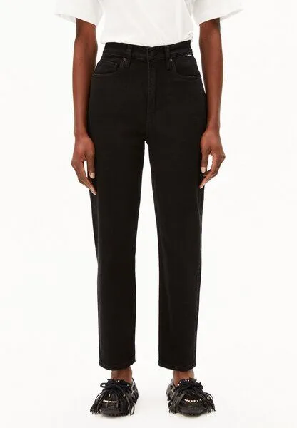 ARMEDANGELS ARMEDANGELS MAIRAA Damen Mom Jeans recycelter Baumwoll Mix, Black, – Produktbild 1 von 4