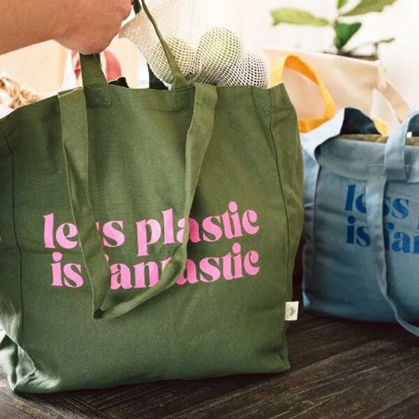 OMOM OMOM Stofftasche Shopper aus Bio-Baumwolle, Grün, – Produktbild 1 von 3